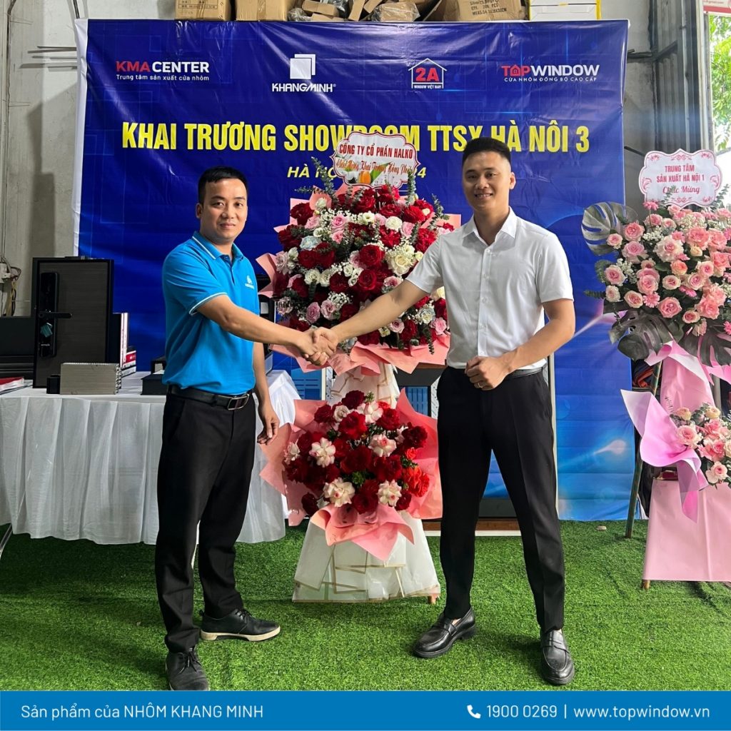 Tưng Bừng Khai Trương Showroom Topwindow Tại TTSX Cửa Nhôm Hà Nội 3